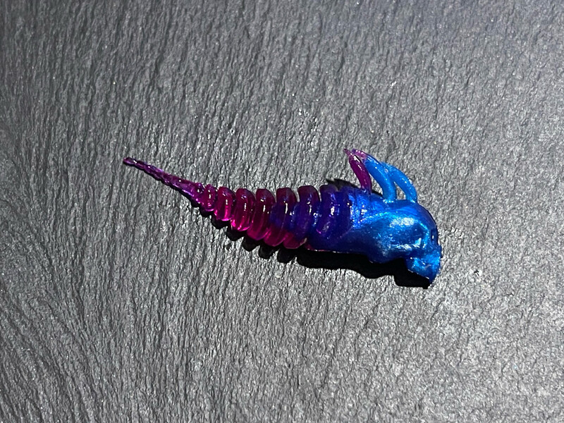 Skully 45mm Blau Lila UV aktiv