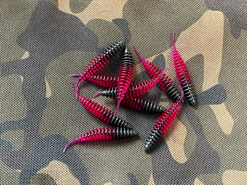 UL Troutworm 50mm Schwarz Lila