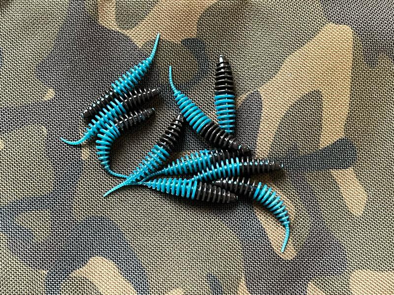 UL Troutworm 50mm Schwarz Blau