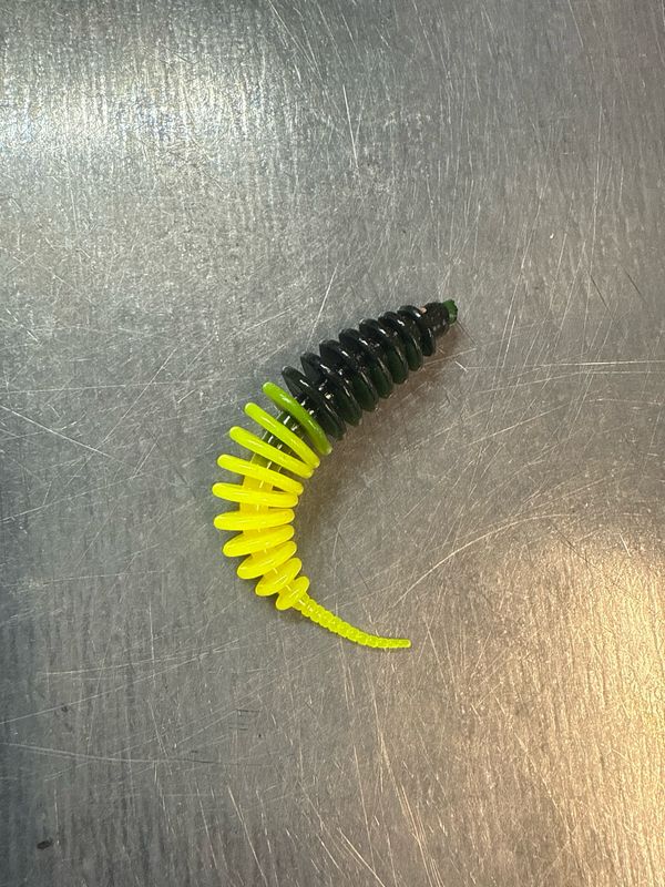UL Troutworm 6,5cm (Schwarz Gelb)