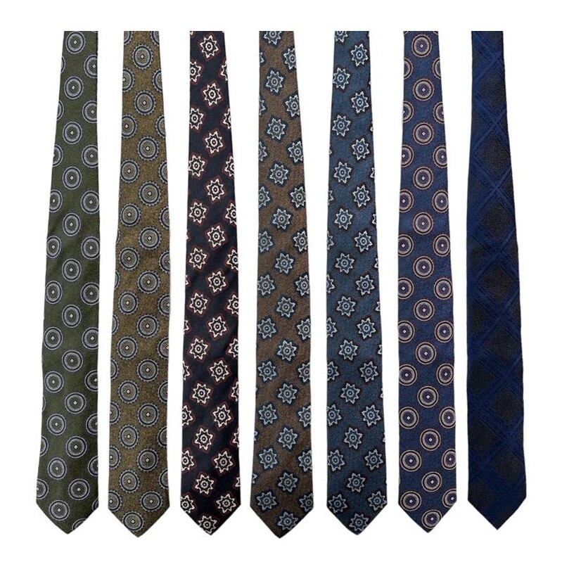 Esclot Ties, Collections AD