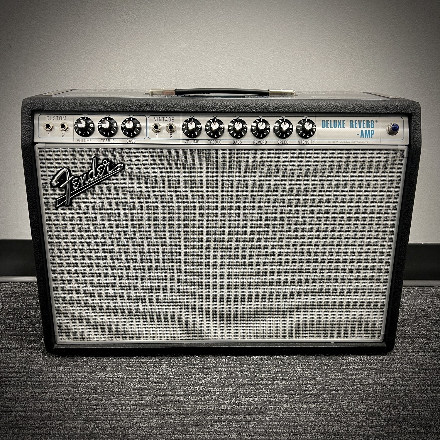 Fender 68  Custom Deluxe Reverb Amplifier