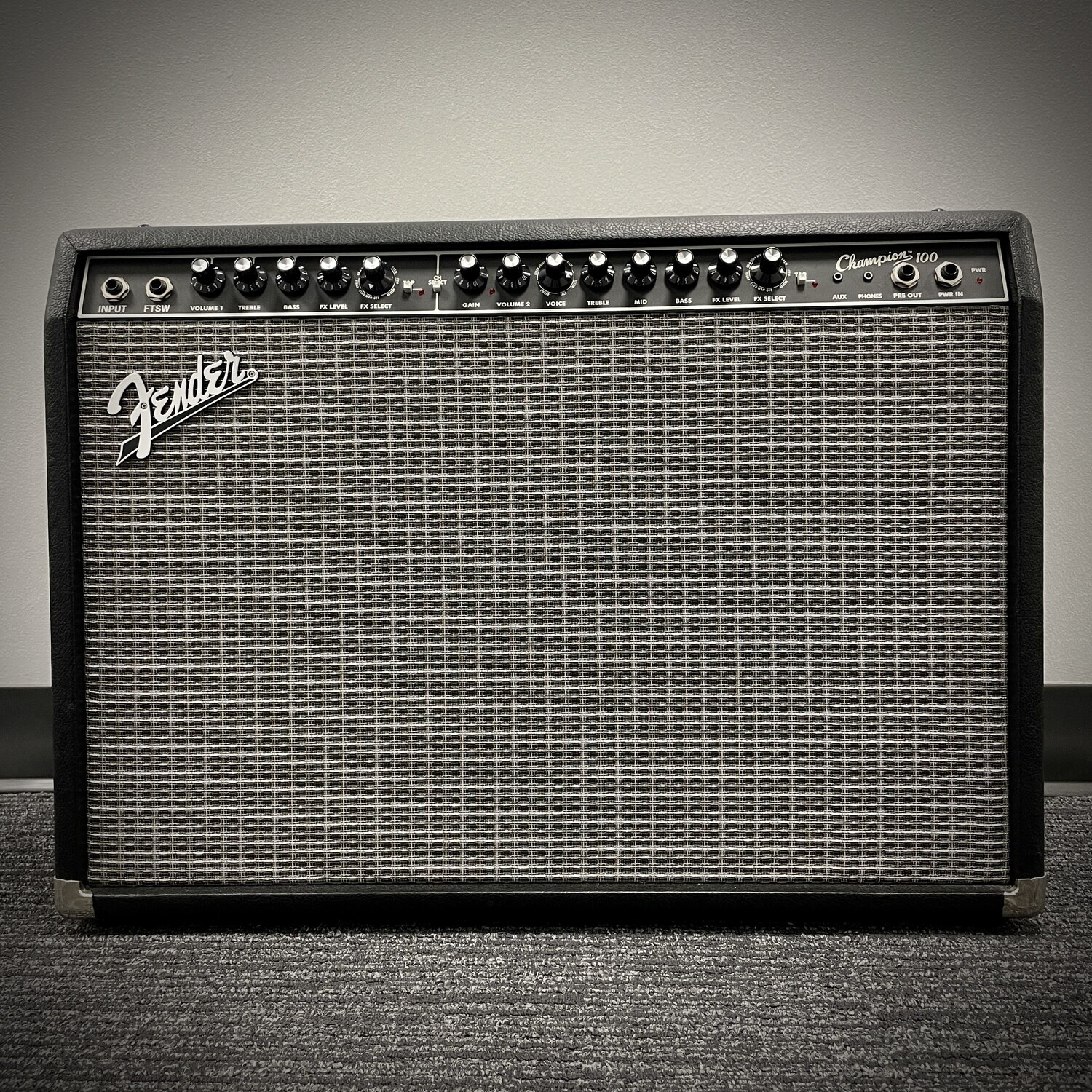 Fender Champion 100 Guitar Combo Amp