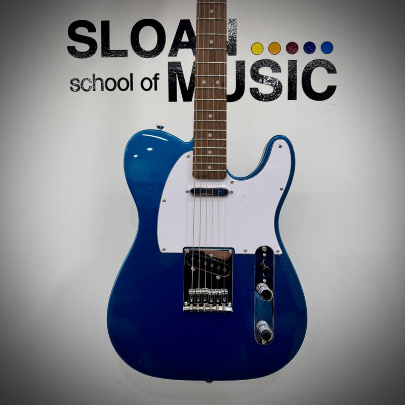 Squier Affinity Telecaster - Lake Placid Blue Squier Affinity Telecaster - Lake Placid Blue