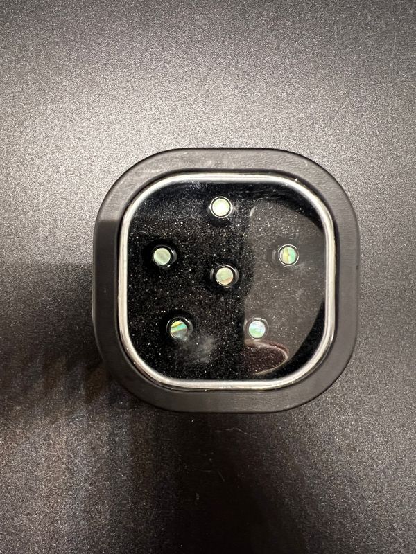 Martin Luxe Bridge Pins - Gloss Black With Pearl