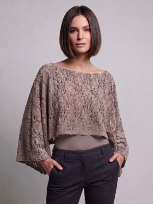 poncho encaje frisado