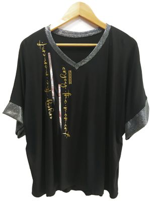 remera cuello fendy