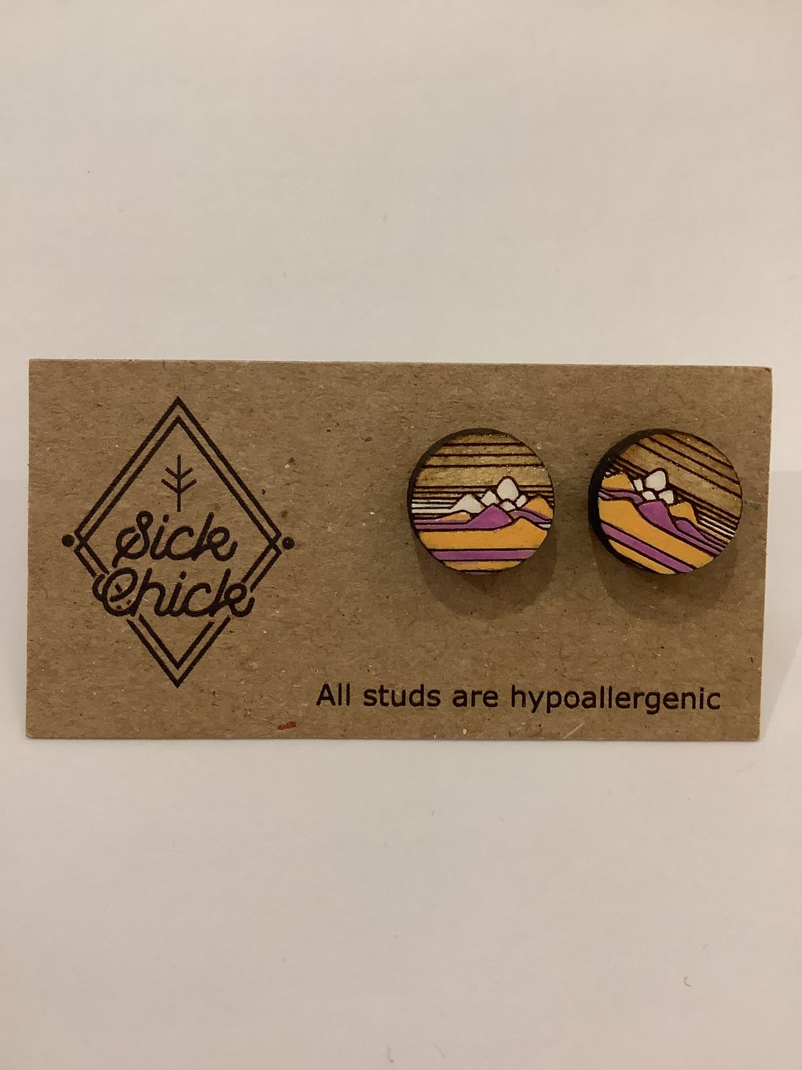 Wood Studs - Circle Mountain Range (Queen Peaks)