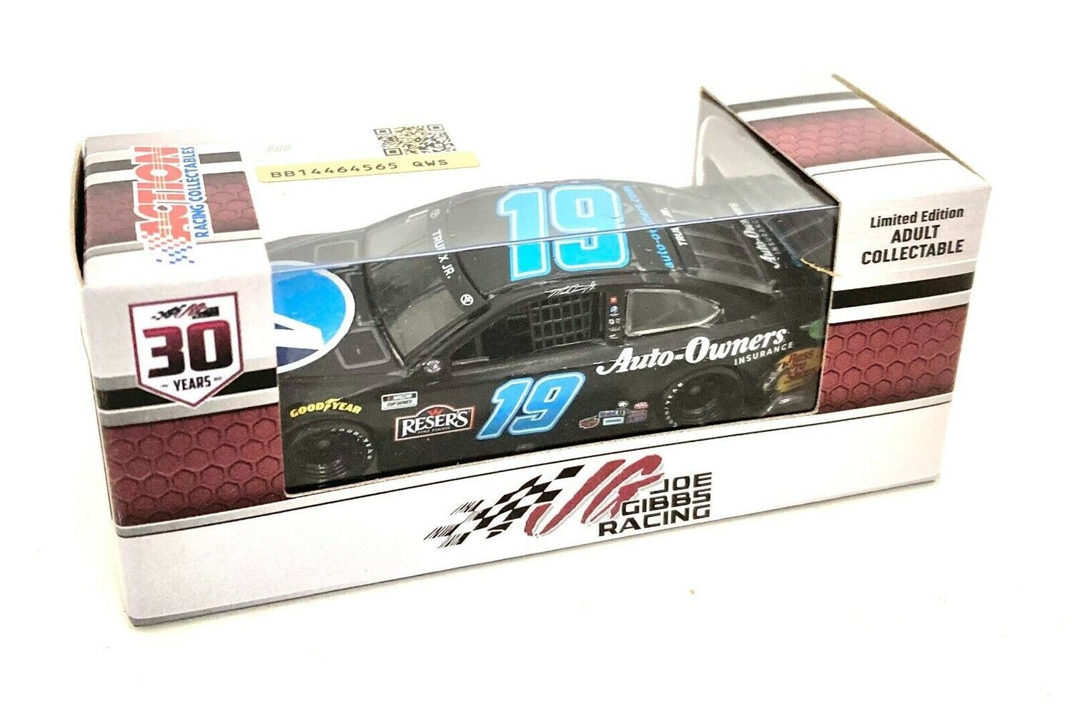 Martin Truex Jr. #19 Auto Owners Insurance Throwback 1/64 Diecast Car