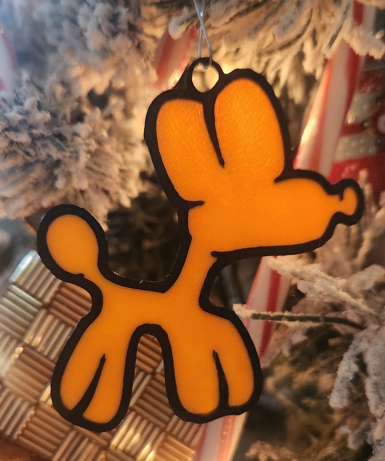 Balloon Dog Ornament/Rear View Mirror fob