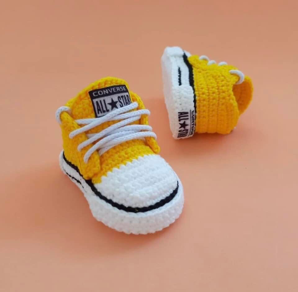 Converse Amarillo 