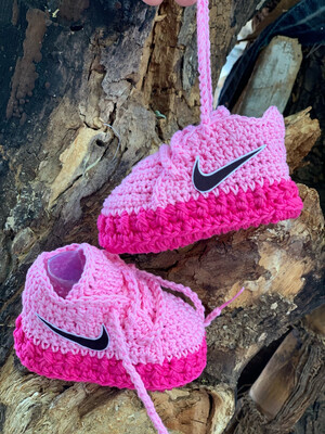 Nike a crochet fuccia 