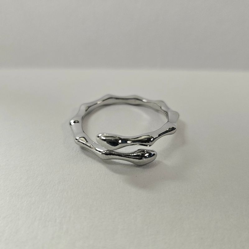 New Wave Ring