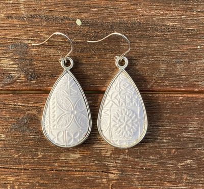 Pacifika Ivory And Silver Teardrops