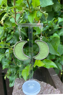 Pasifika Olive And Silver Moons