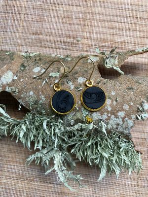 Koru Inspired Black And Gold Minis