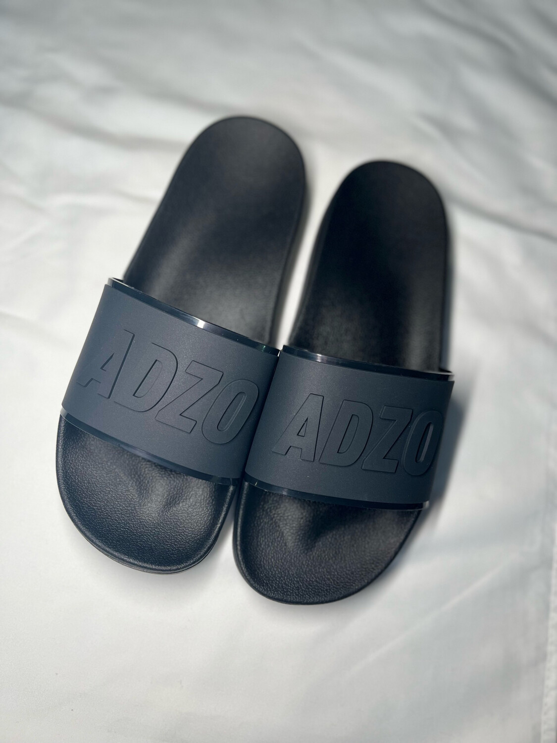 Full Black Sliders