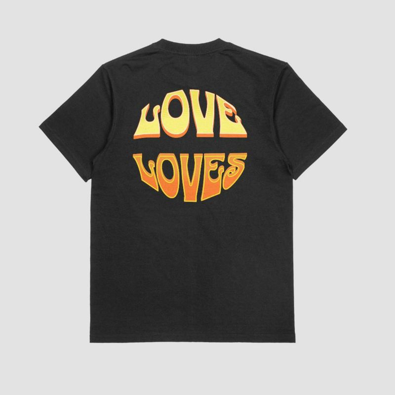 "A Rebel Love Loves  Circle Tee