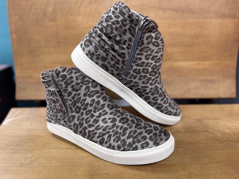 Gig Grey Leopard Shoes