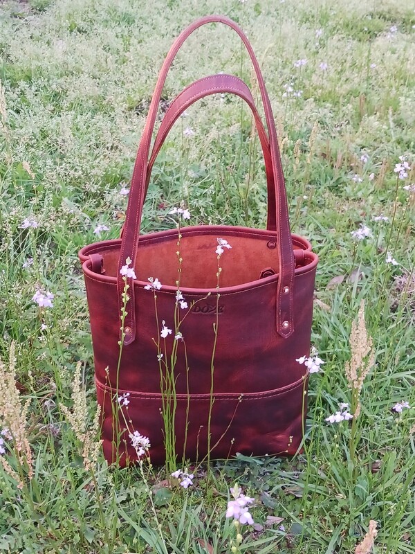 Victoria - Handmade Leather Tote