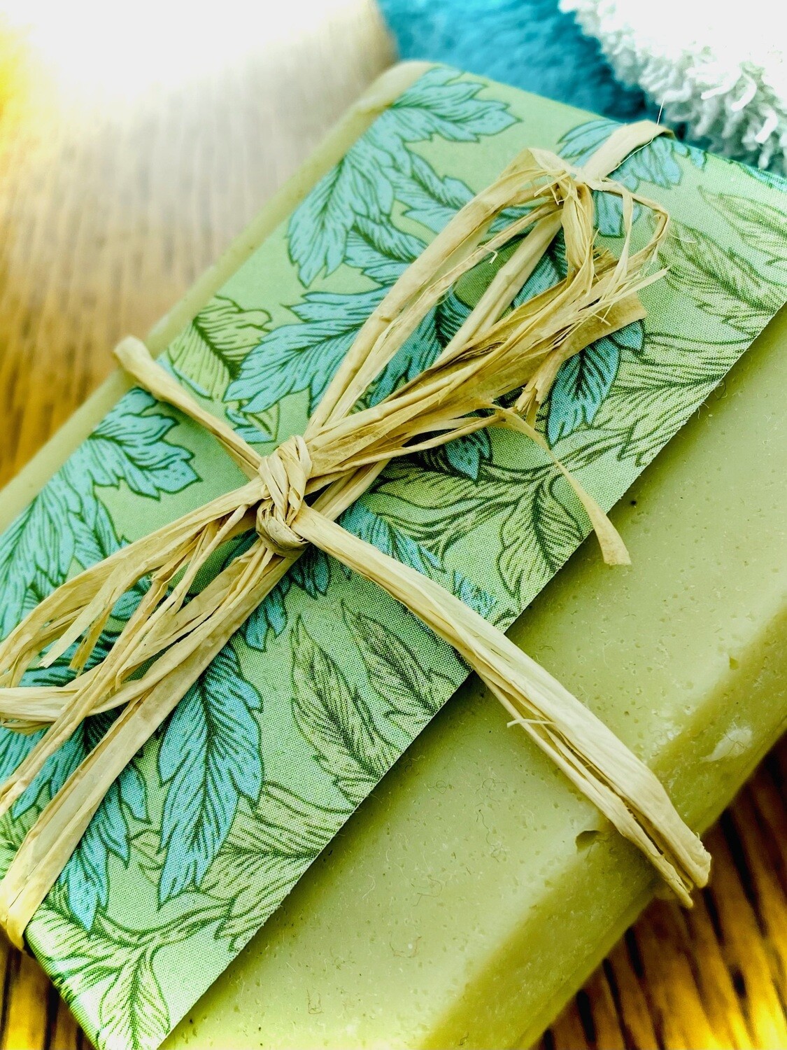 Aleppo Oriental Musk and Jasmine Soap (80 grams)