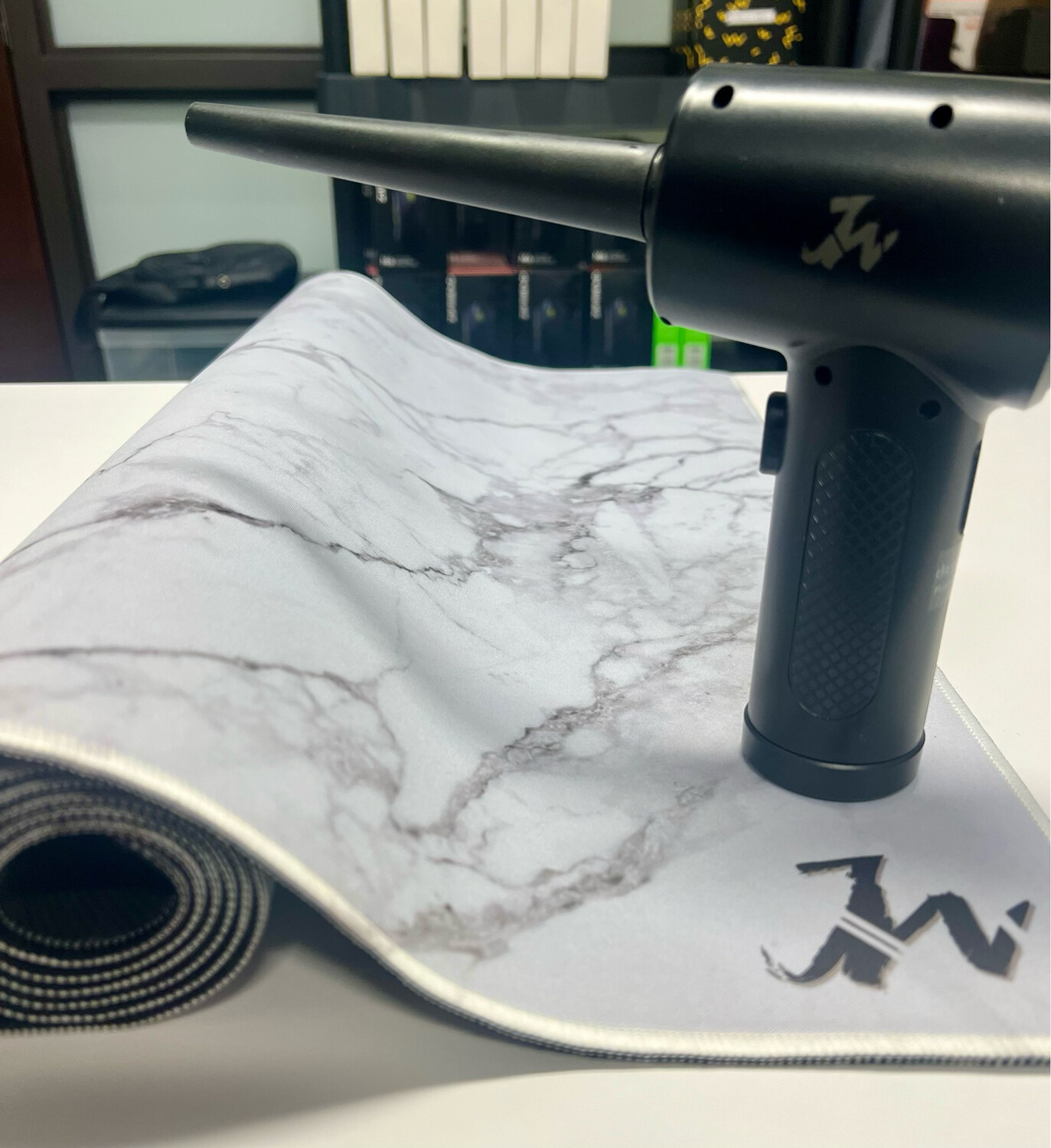 Air duster/XXL Mousepad
