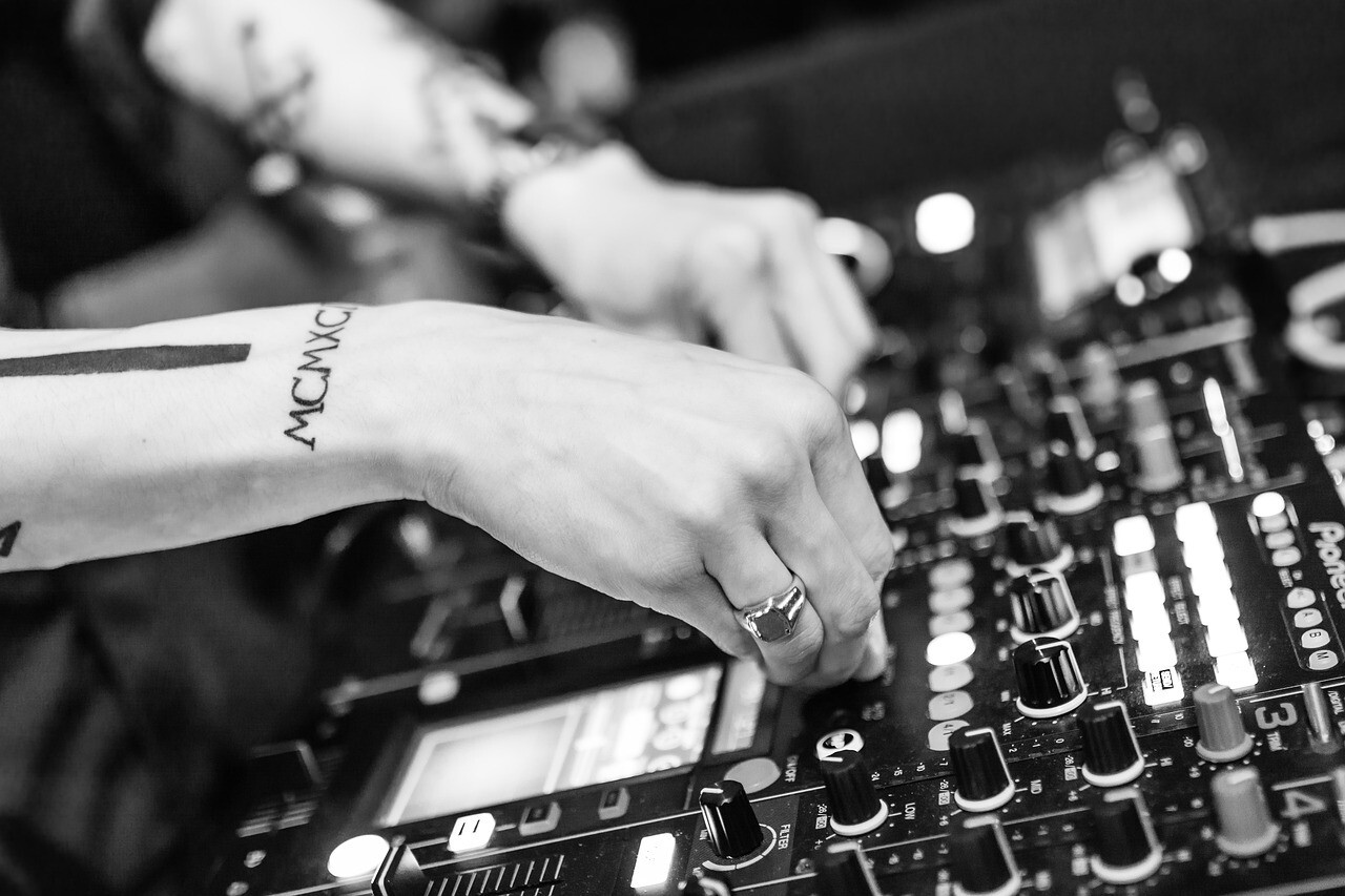 MIXING &amp; MASTERING PER CANZONI COMPLETE