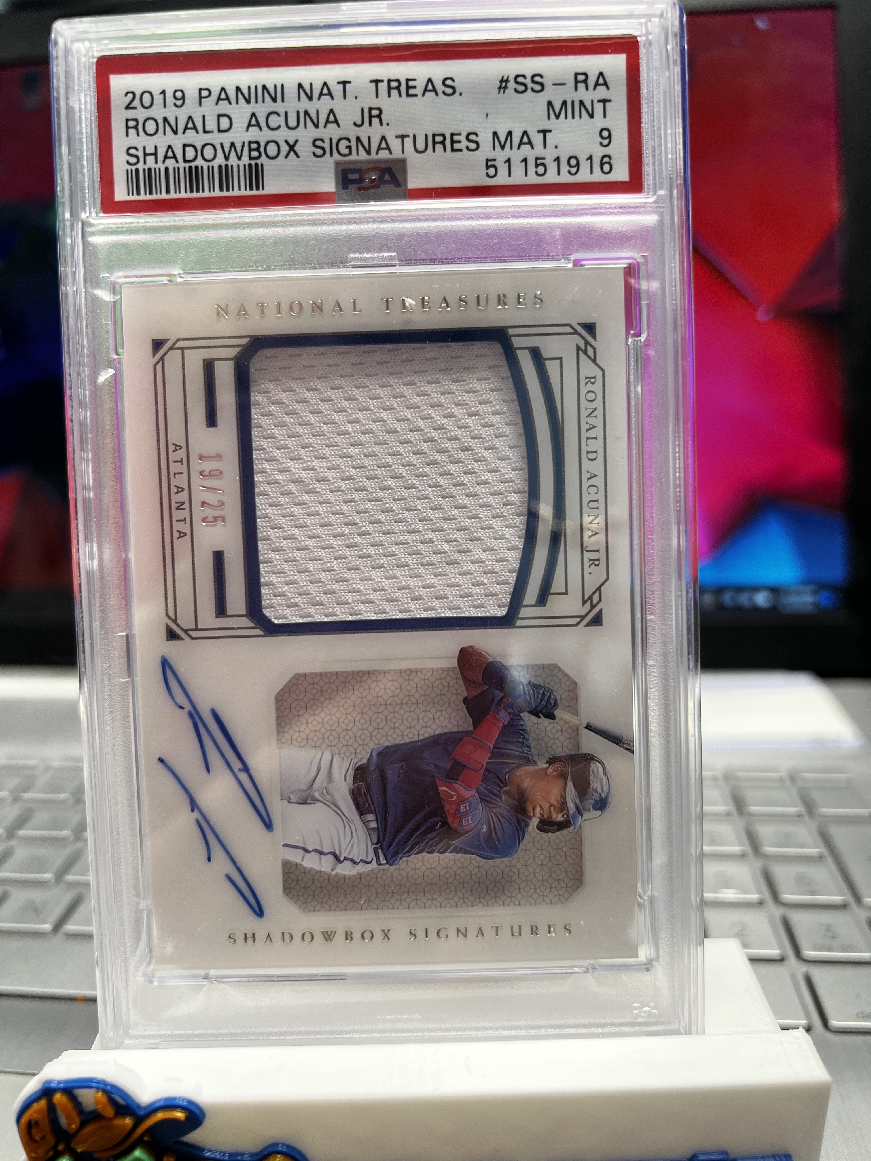 2019 Panini Nat. Treas.  RONALD ACUNA JR. Shadowbox Signatures PSA 9 Mint