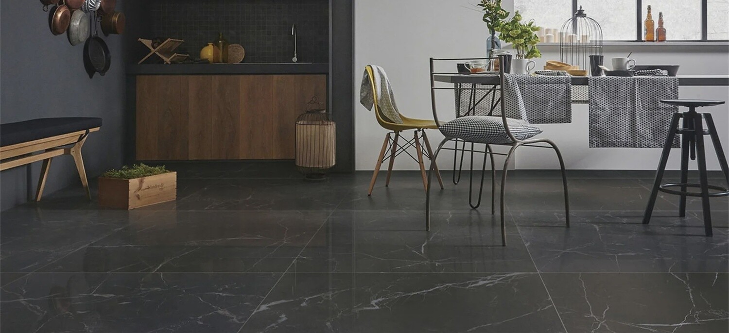 Pietra Black Series