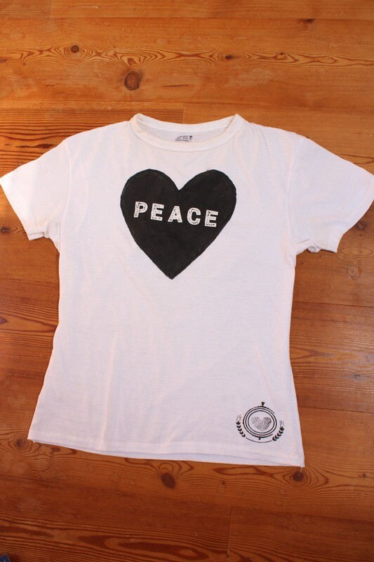 "Love & Peace"-Shirt