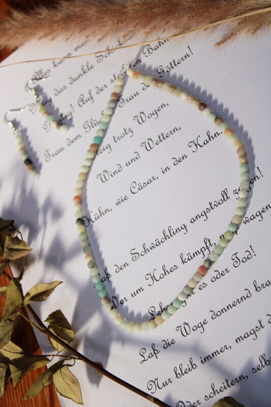 "Amazonit"-Edelstein Kette