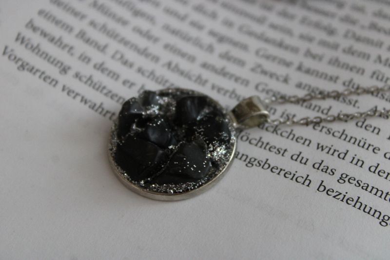 Magisches Hexenamulett (Schutz)