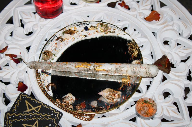 NEUMOND-Ritualkerze 🌙