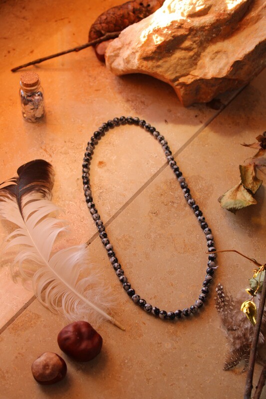 "Obsidian"-Edelsteinkette (Schneeflocken-Obsidian)