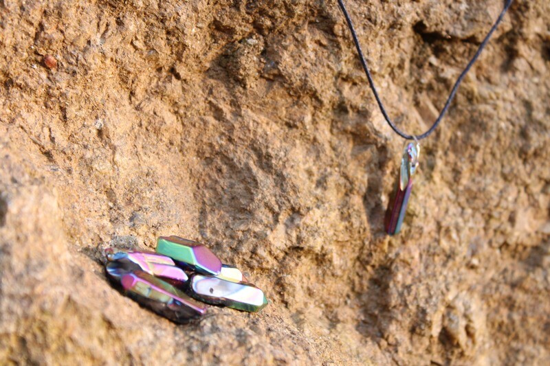 "Regenbogen Aura Quarz"-Edelsteinkette