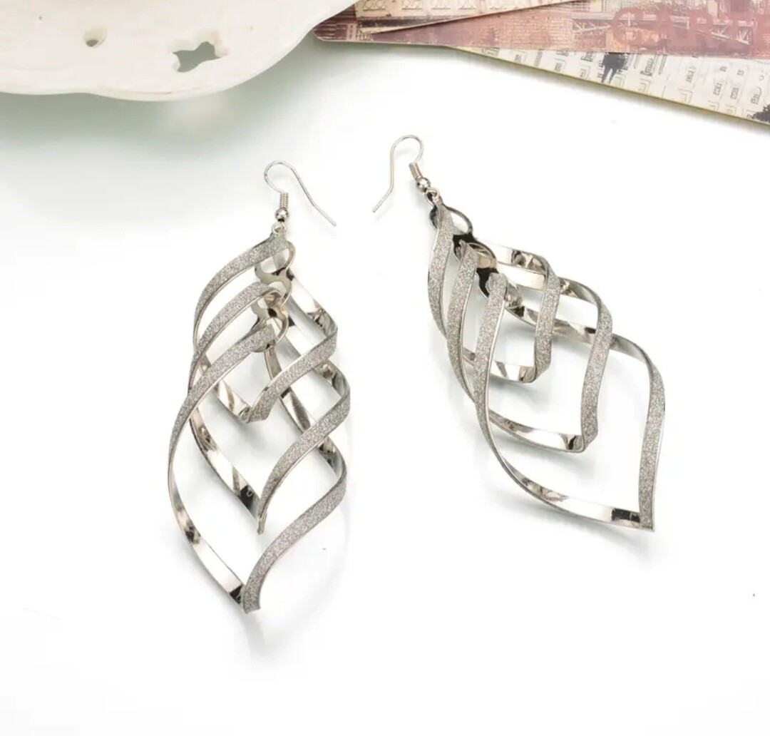 Twirl Earrings silver