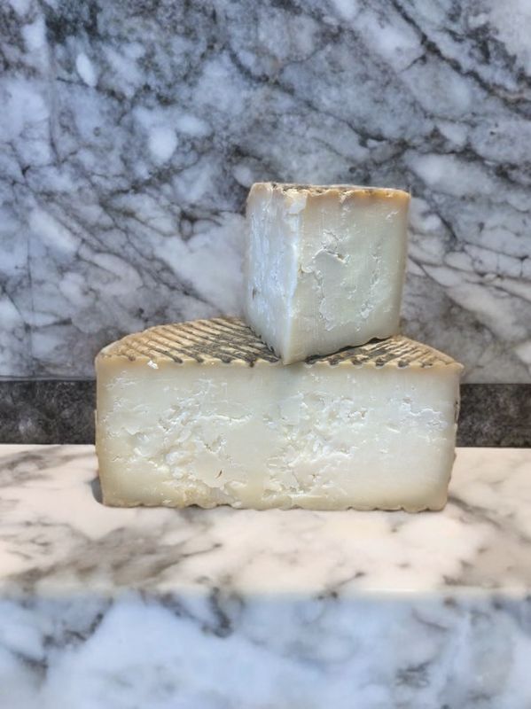 Payoya Goat 250g - 500g