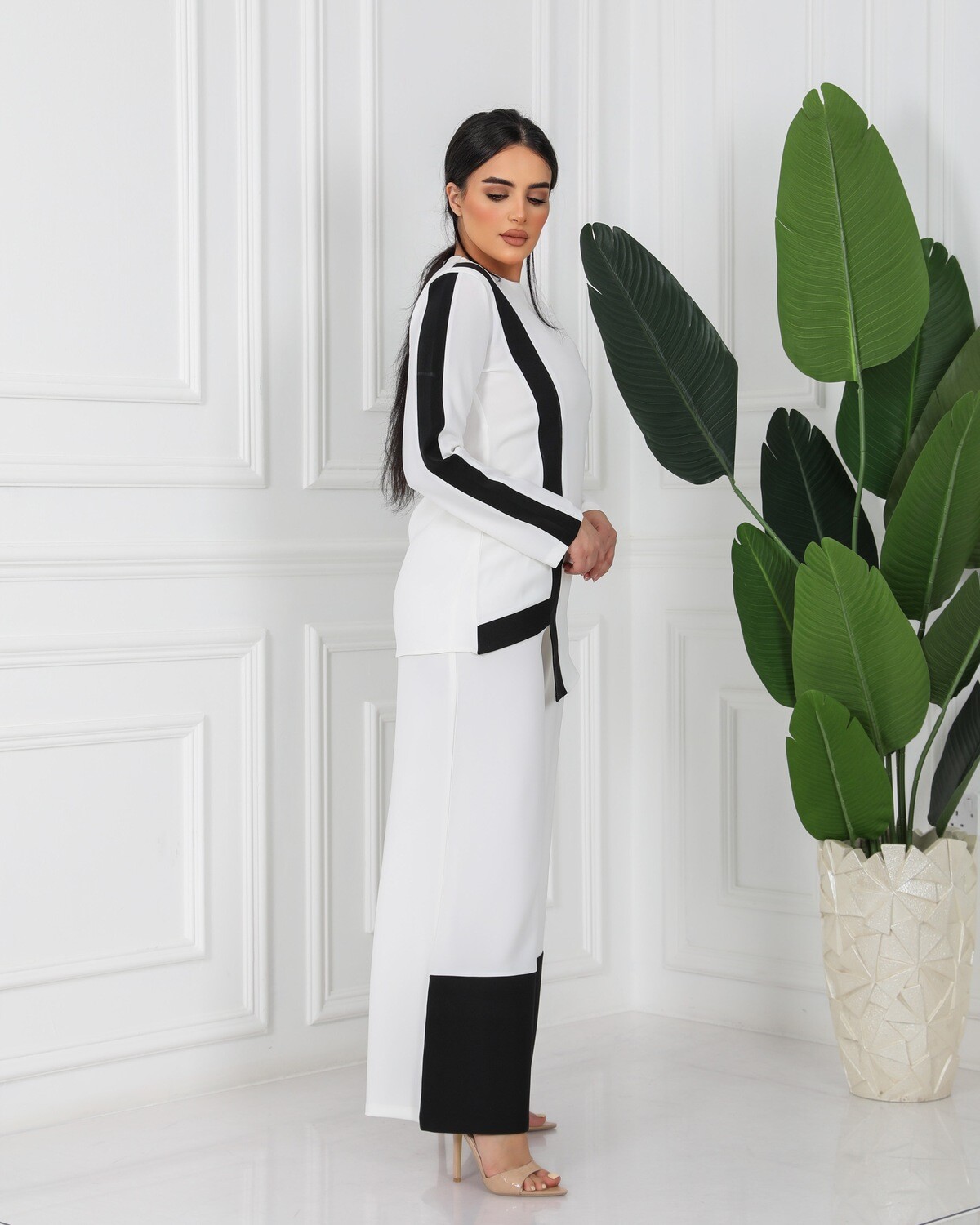 Chic Elegance; The Korean Barbie set of Blouse &amp; wide Trouser