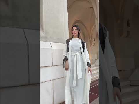 Manar’s Abaya with Long Sleeves &amp; Jacquard Laces