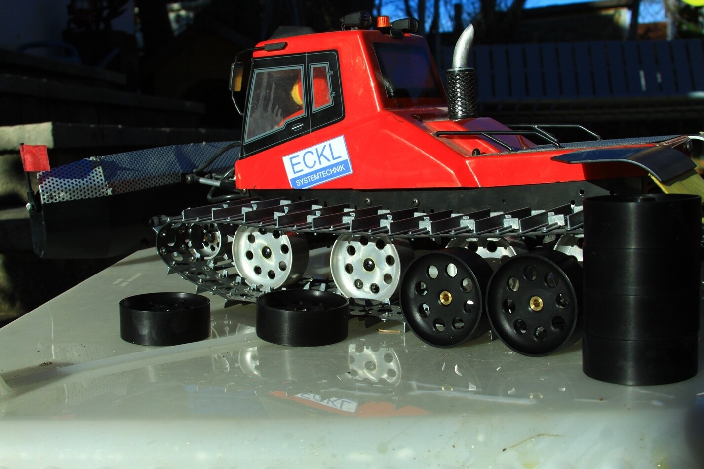 Laufrad kyosho blizzard Pistenraupe Alu eloxiert Satz 8Stk