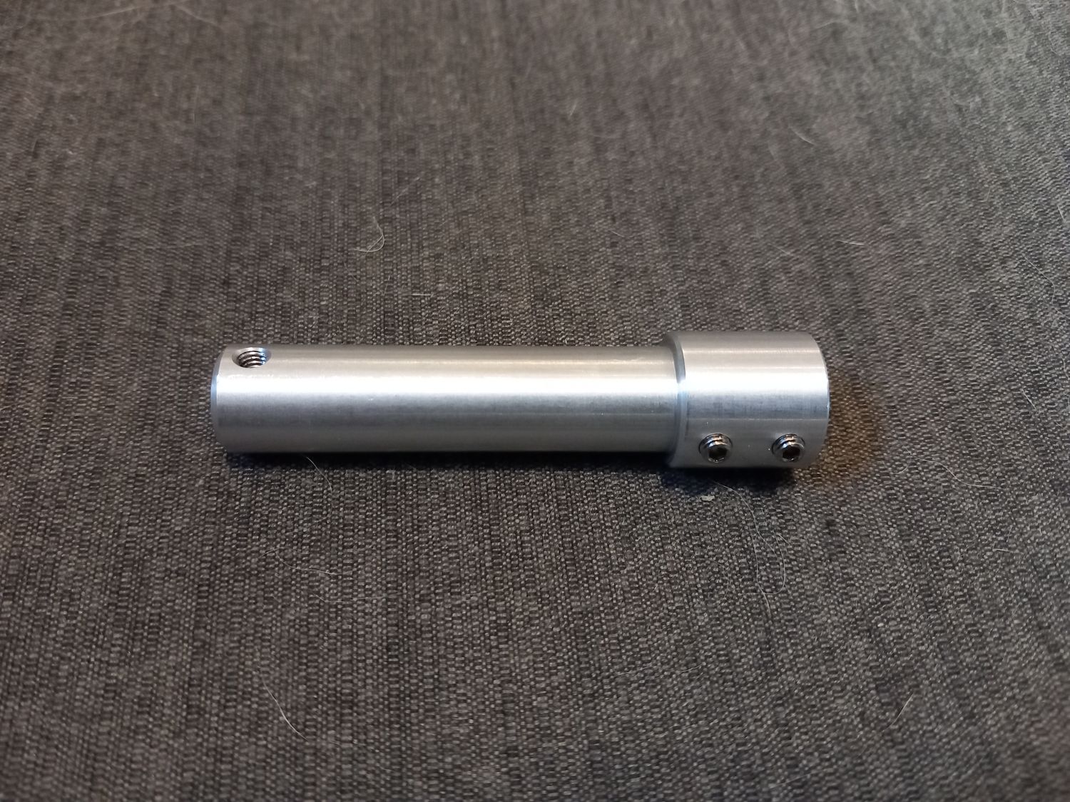 Hauptfahwerksbein &quot;UNI&quot; D18