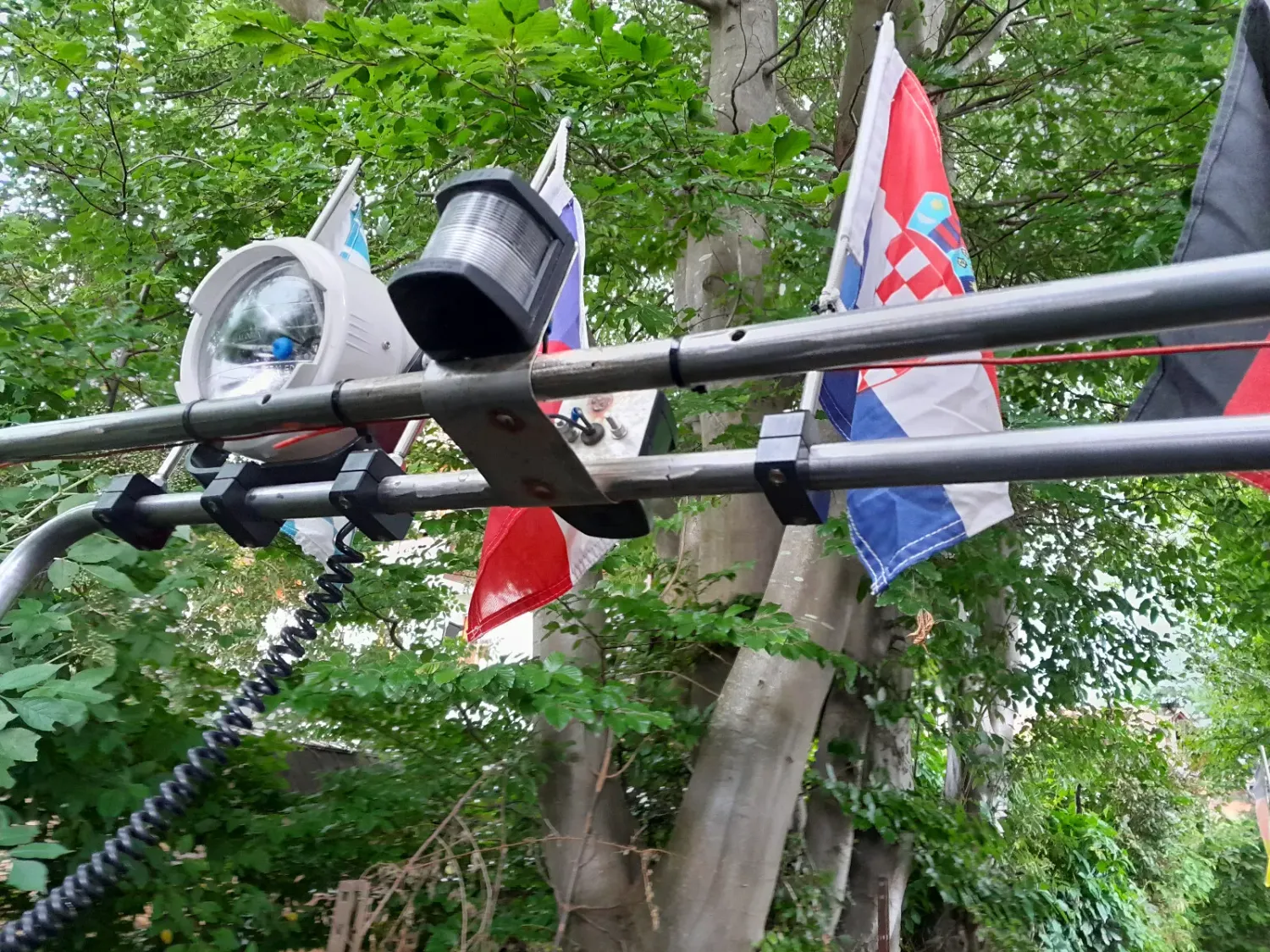 Fahnen-Mast-Halterung, D18, D20, D22 inkl. Mast, 2er Set