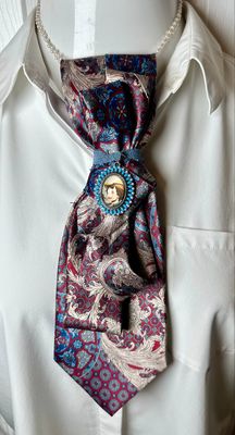 Necktie 👔 Necklace