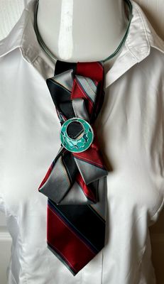 Necktie 👔 Necklace