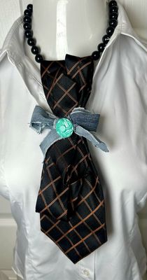 Necktie 👔 Necklace
