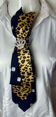 Necktie 👔 Necklace