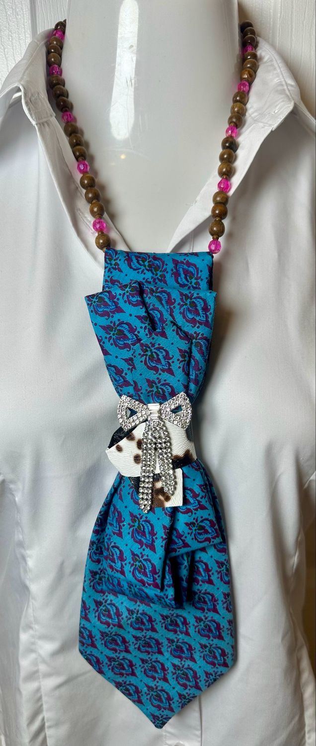 Necktie 👔 Necklace