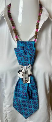 Necktie 👔 Necklace