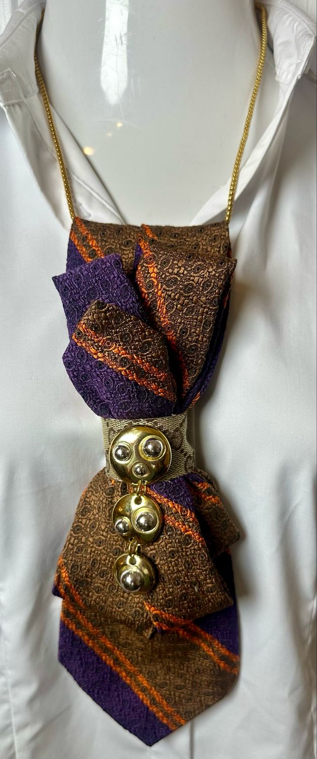 Necktie 👔 Necklace