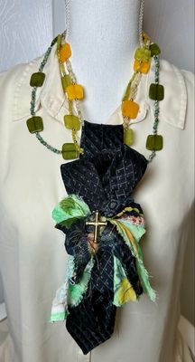 Necktie 👔 Necklace